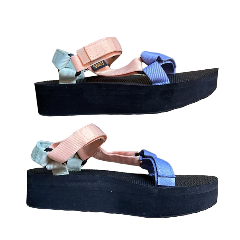 EUC Teva multicolor platform Sandals - 9 - Picture 6 of 8